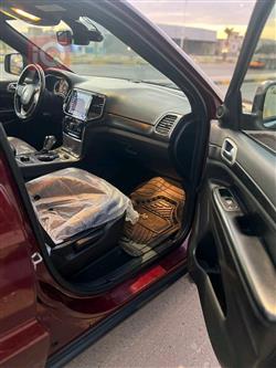 جيب جراند شيروكي